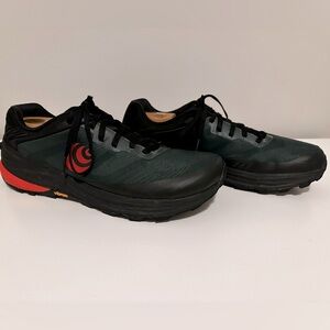 Topo Men’s Ultraventure Pro Forest/Orange Sz 11.5 US Trail Running Shoe